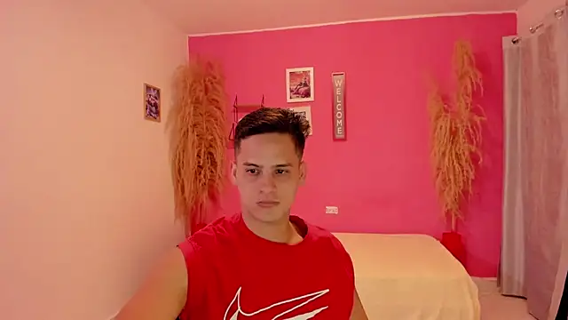 elmasmas01 online show from 11/06/25, 08:32