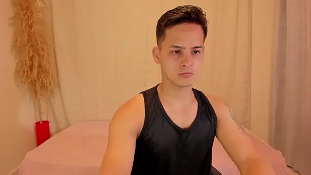 elmasmas01 online show from 12/19/25, 01:07