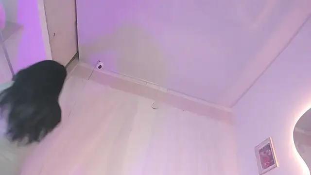 Snapshot of Sweetiee_Aurora chatting on 10/27/25, 08:24 Sweetiee Aurora online show from 10/27/25, 08:24