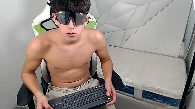 Cash G  online show from 11/23/25, 08:19