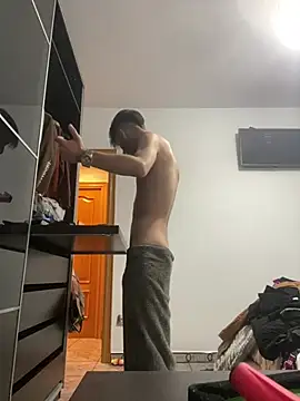 Snapshot of Dondeloquieras4 chatting on 02/21/26, 11:11 Dondeloquieras4 online show from 02/21/26, 11:11