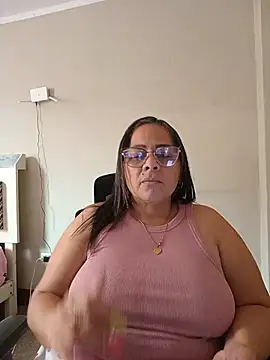 Snapshot of Angie_milf50 chatting on 05/17/26, 05:42 Angie milf50 online show from 05/17/26, 05:42