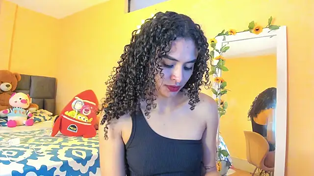 Snapshot of Keniia_rizz chatting on 05/08/26, 06:57 Keniia rizz online show from 05/08/26, 06:57