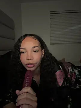 nikkiloveee online show from 02/14/26, 05:15