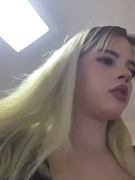 ViolettaAllente online show from 01/07/26, 02:03