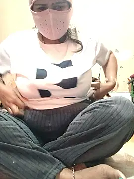 Snapshot of CUTE-GIRL-1 chatting on 01/10/26, 10:17 CUTE-GIRL-1 online show from 01/10/26, 10:17