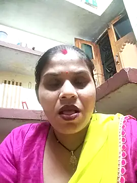 Snapshot of HayatKapoor chatting on 11/08/25, 05:12 HayatKapoor online show from 11/08/25, 05:12