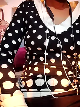 Snapshot of Hot-Rubyy chatting on 12/02/25, 03:51 Hot-Rubyy online show from 12/02/25, 03:51