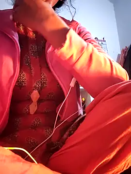 Hot-Rubyy online show from 02/13/26, 05:53