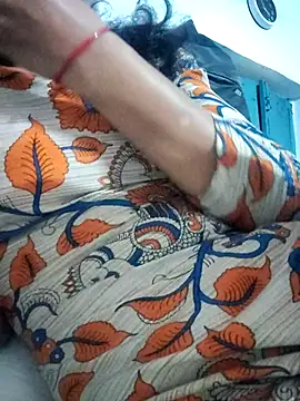 Hot-Rubyy online show from 04/08/26, 10:15