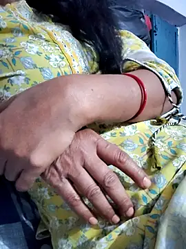 Hot-Rubyy online show from 04/14/26, 05:08