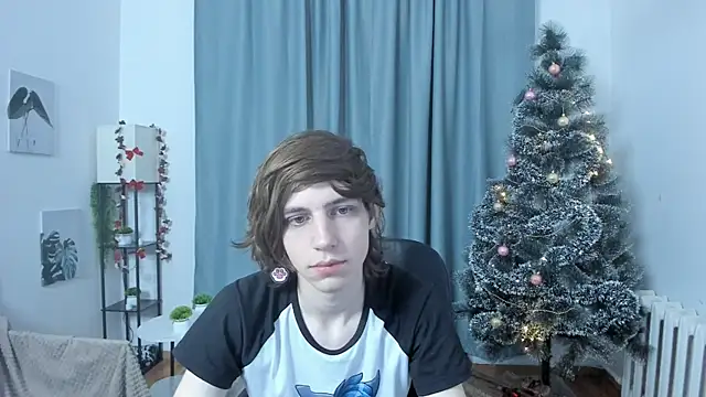 AvenGlow online show from 12/19/25, 05:03