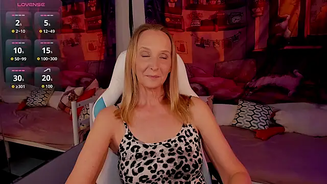 Snapshot of ScarlettPalmer chatting on 05/20/26, 10:54 ScarlettPalmer online show from 05/20/26, 10:54