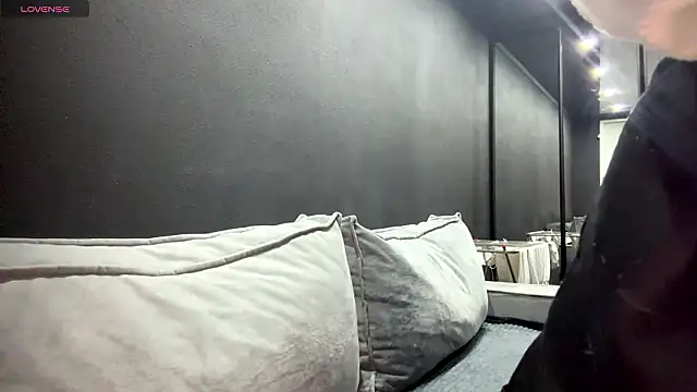 Snapshot of SecretGerl_baby2007 chatting on 01/16/26, 03:05 SecretGerl baby2007 online show from 01/16/26, 03:05