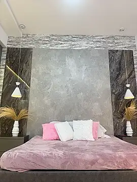 Hannahpradaa  online show from 01/07/26, 11:23