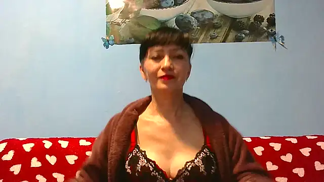 IffetLove42 online show from 04/15/26, 07:21