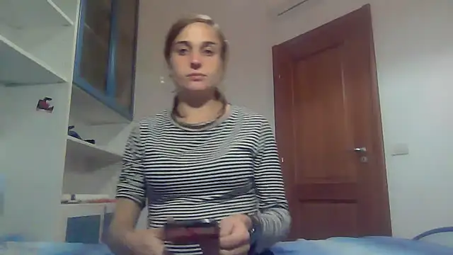 SinnEmily online show from 11/20/25, 09:25