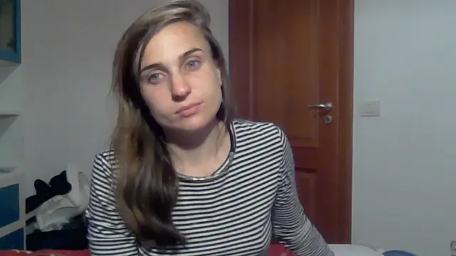 SinnEmily online show from 04/11/26, 04:11