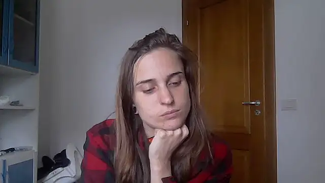 SinnEmily online show from 04/14/26, 07:36