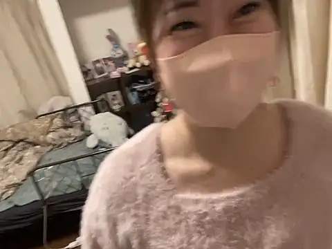 Snapshot of hitomi_desu chatting on 02/01/26, 08:07 hitomi desu online show from 02/01/26, 08:07