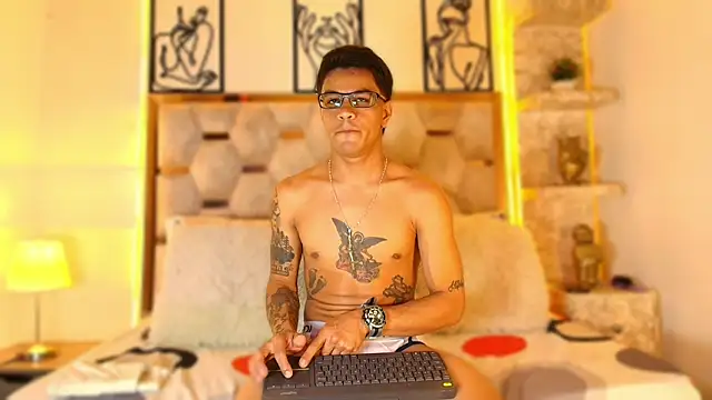 Andrew Haalls online show from 11/13/25, 07:57