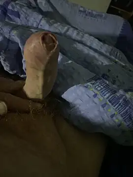 Snapshot of Ilovemilf1 chatting on 11/04/25, 10:31 Ilovemilf1 online show from 11/04/25, 10:31