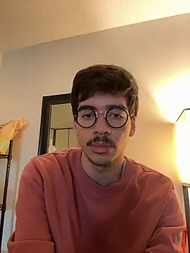 Snapshot of TimBelucci chatting on 10/28/25, 07:16 TimBelucci online show from 10/28/25, 07:16