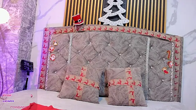 Salome cruxx online show from 12/02/25, 11:59