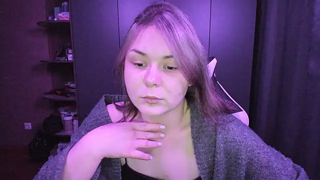 sophia lix online show from 11/28/25, 04:31