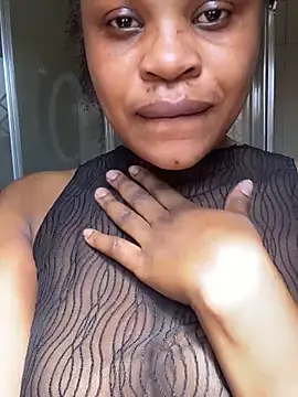 Snapshot of mink204 chatting on 10/27/25, 12:20 mink204 online show from 10/27/25, 12:20