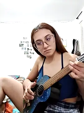 bellastorme04 online show from 03/20/26, 12:59