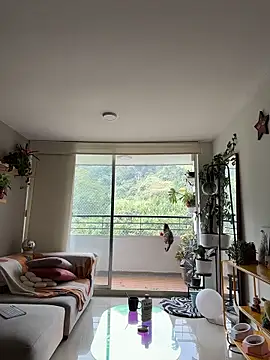 Snapshot of SugarTroubl33 chatting on 02/27/26, 02:06 SugarTroubl33 online show from 02/27/26, 02:06