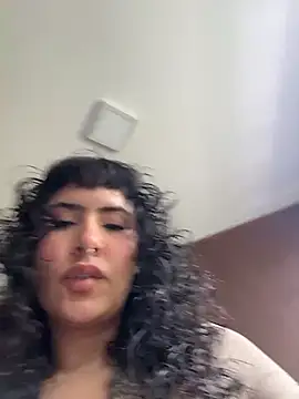 Snapshot of SugarTroubl33 chatting on 02/28/26, 01:45 SugarTroubl33 online show from 02/28/26, 01:45