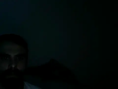 giovanift111 online show from 10/28/25, 01:31