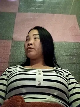 Lovebaby-love online show from 11/12/25, 12:05