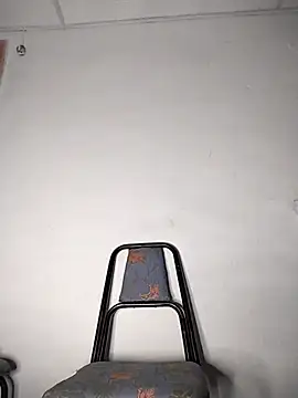 Alex Sweeting online show from 10/28/25, 05:44