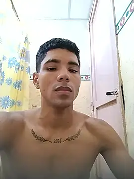 Alex Sweeting online show from 11/03/25, 06:09