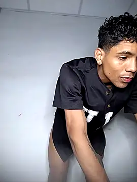 Alex Sweeting online show from 11/04/25, 07:07