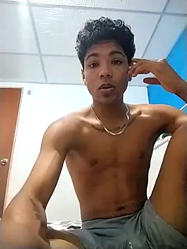 Alex Sweeting online show from 02/12/26, 04:57