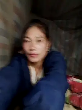 doggy-00 online show from 12/22/25, 07:44