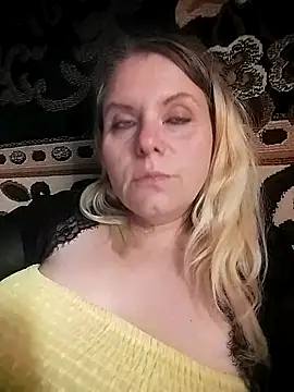 Lana-murr online show from 12/04/25, 08:01