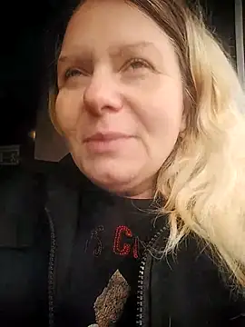 Lana-murr online show from 12/15/25, 06:50