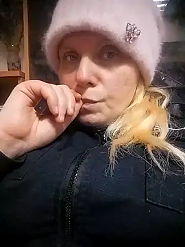 Lana-murr online show from 02/18/26, 07:21