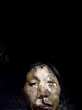 Snapshot of bella-la chatting on 10/27/25, 11:47 bella-la online show from 10/27/25, 11:47