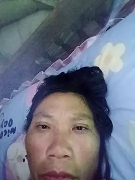 bella-la online show from 11/02/25, 08:55