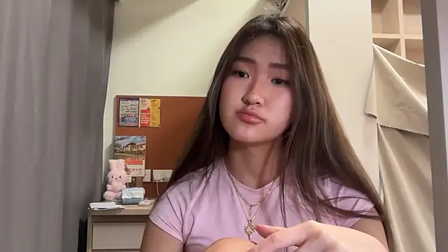 AlishaCheng online show from 12/19/25, 12:34