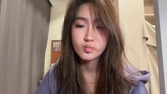 AlishaCheng online show from 01/06/26, 04:54