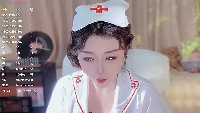 Yiluo95 online show from 02/06/26, 04:43