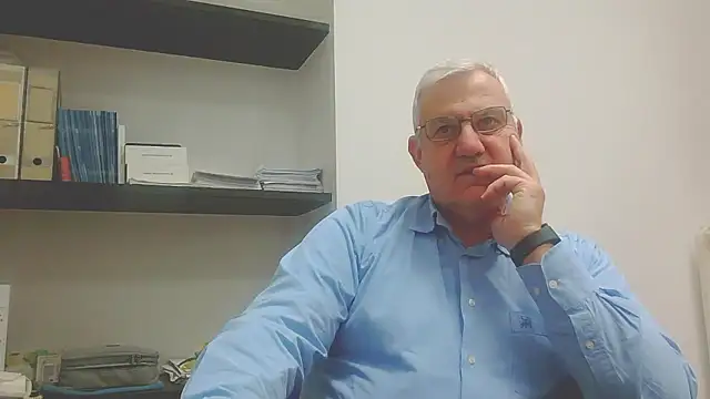 Snapshot of Diegoriv71 chatting on 01/14/26, 07:58 Diegoriv71 online show from 01/14/26, 07:58