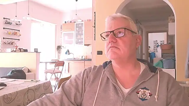 Diegoriv71 online show from 04/03/26, 09:51